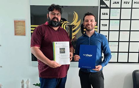 Entrega de certificado de Registro de Marca J J Amarante